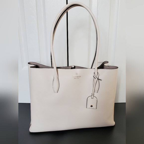 kate spade Handbags - NWT Kate Spade Large White Tote Bag